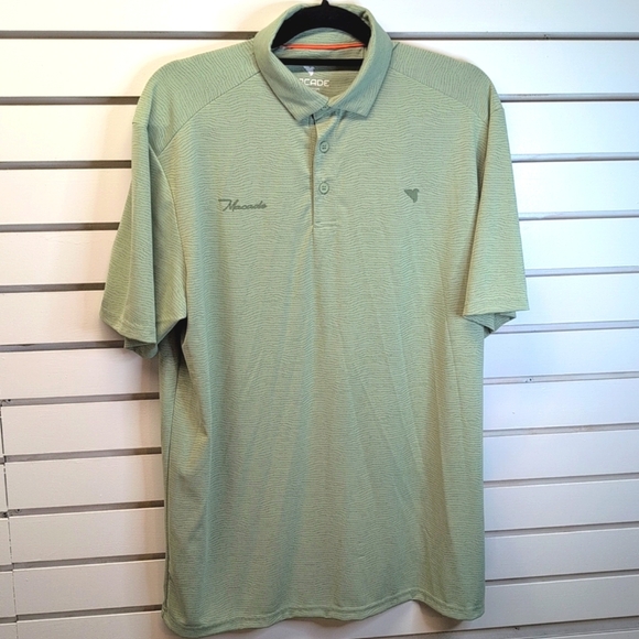 Macade Men's Sage Core Tech Shirt Size L EUC - Picture 3 of 10